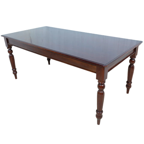 8-Seater mahogany dining table for slae in cape town. Furniture store.