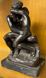 Lovers Statue
