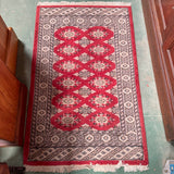 Small Red & Beige Carpet 132 cm x 78 cm